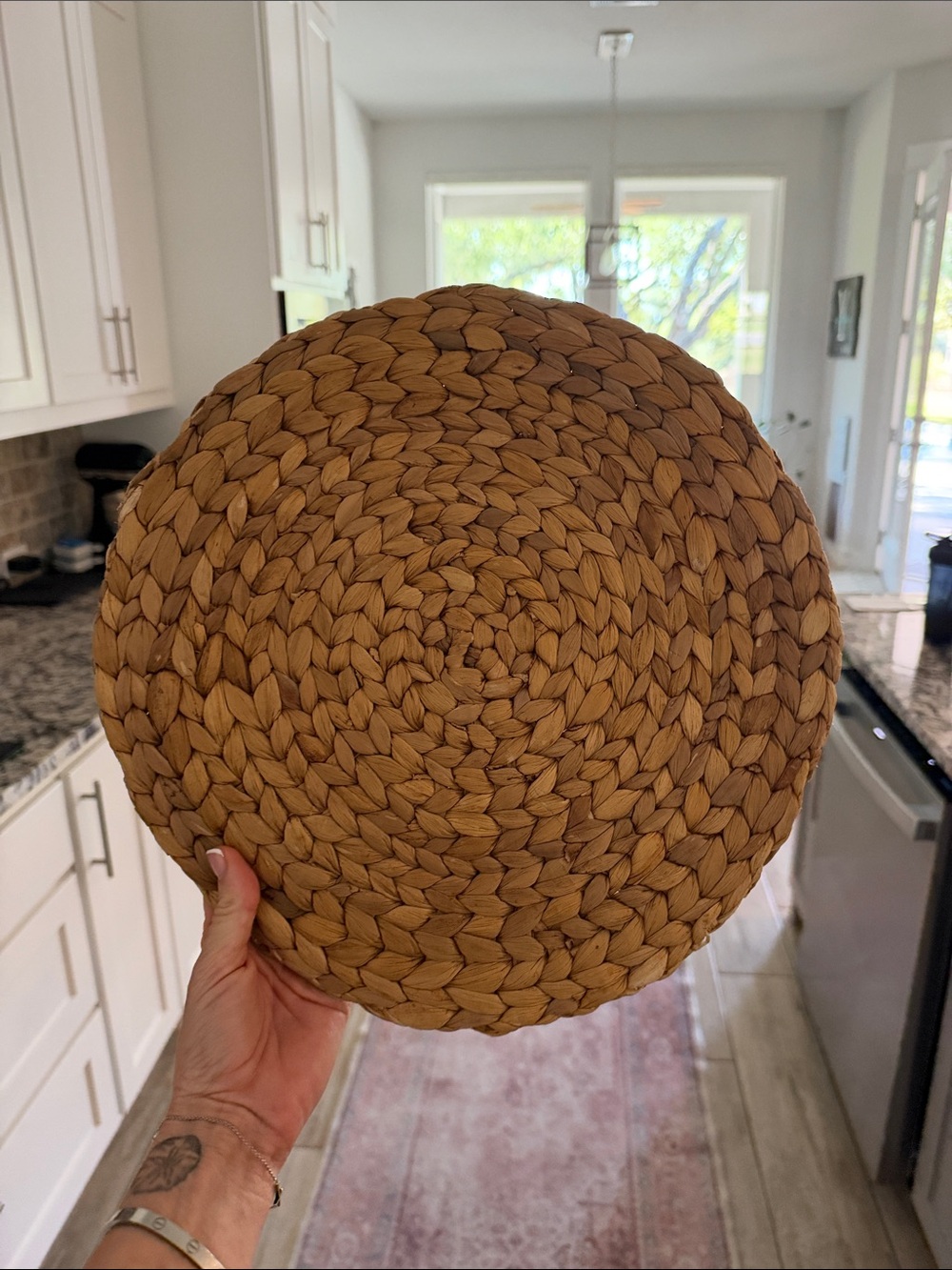 Woven Natural Seagrass Round Placemat - Brown Charger Rattam | Set of 4 - Picture 4 of 5
